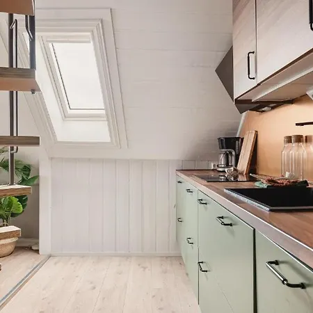 Heimby Homes - Large Floor Apartment Bergen